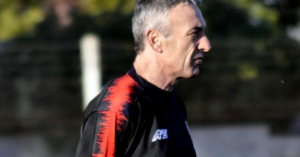 Con solo ocho fechas al mando, “Fito” González ya no es más DT de Círculo Deportivo
