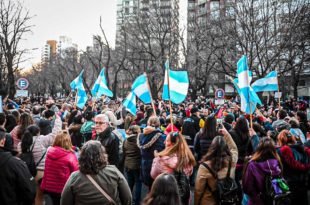Una concentración en Mar del Plata en apoyo a Cristina Kirchner