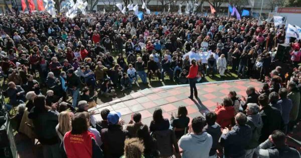 Otra concentración y un acto en Mar del Plata para apoyar a Cristina Kirchner
