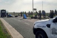 Una moto embistió a un hombre en la costa: dos heridos