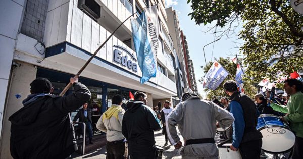 Organizaciones sociales protestaron en EDEA contra una “suba exagerada”