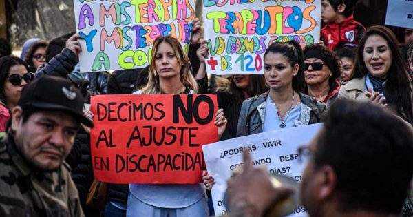 “No al ajuste en discapacidad”: marcha de prestadores en Mar del Plata