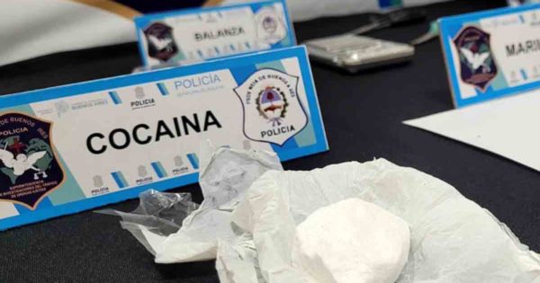 Un detenido acusado de vender drogas en comercios a metros de Tribunales