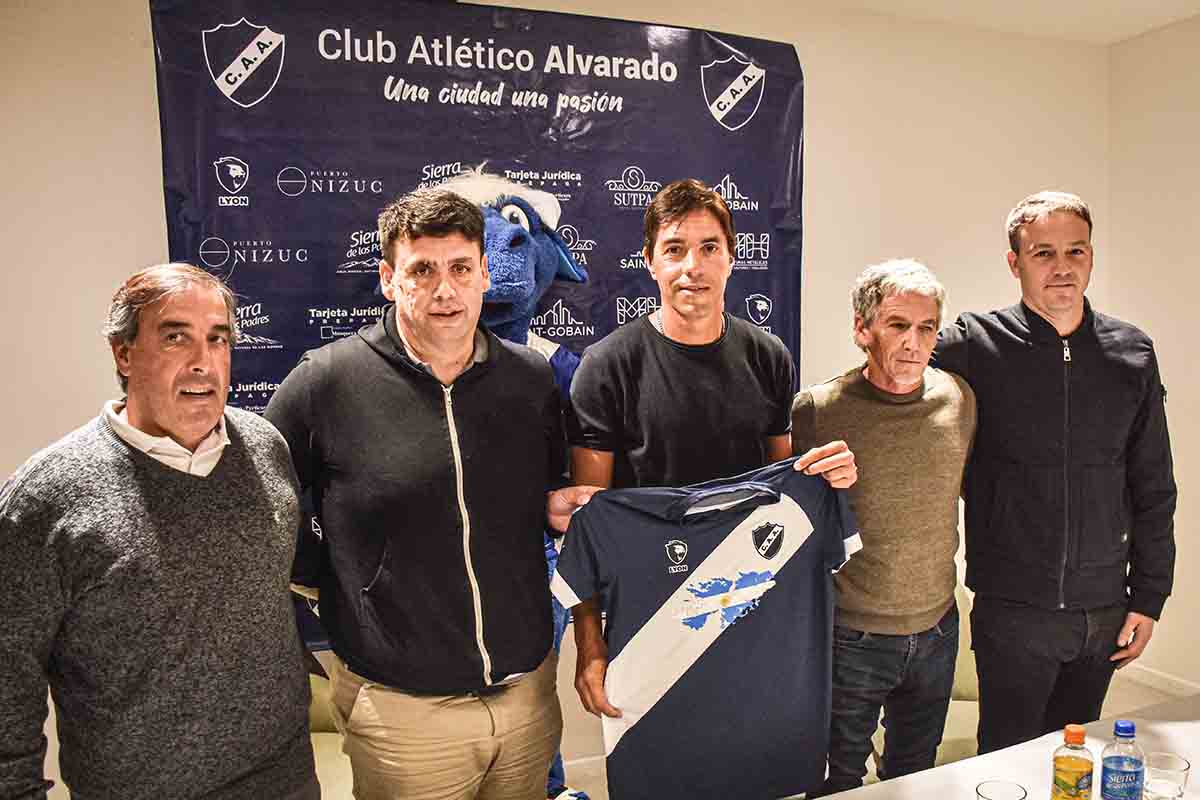César Vigevani: “Alvarado es un club que se identifica con mi proyecto”