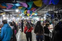 Feria Social Mitre: 80 familias y 20 años de trabajo artesanal, manual y organizado