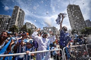 El “fan fest” volvió a ser cábala y miles de personas festejaron el título mundial