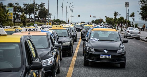Taxistas y remiseros se manifestarán en la entrega de los premios Estrella de Mar