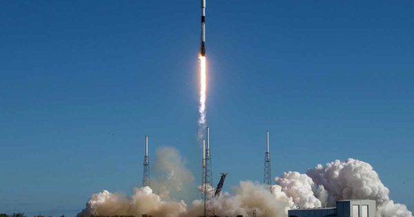 El satélite marplatense “Dibu Martínez” fue lanzado al espacio desde California