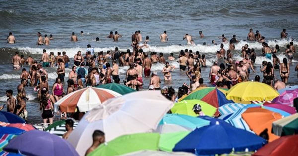 Alerta amarillo por calor en Mar del Plata: pronostican máximas de 35°C