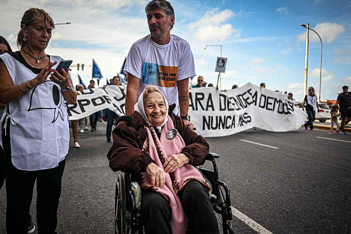 Abuelas de Plaza de Mayo relanza una campaña de donaciones para seguir las búsquedas