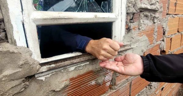 Vuelven a allanar puntos de venta de drogas en el barrio Libertad: cinco detenidos