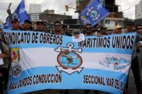 Puerto: a la espera de certezas con Ganancias, cuatro gremios cerraron paritarias