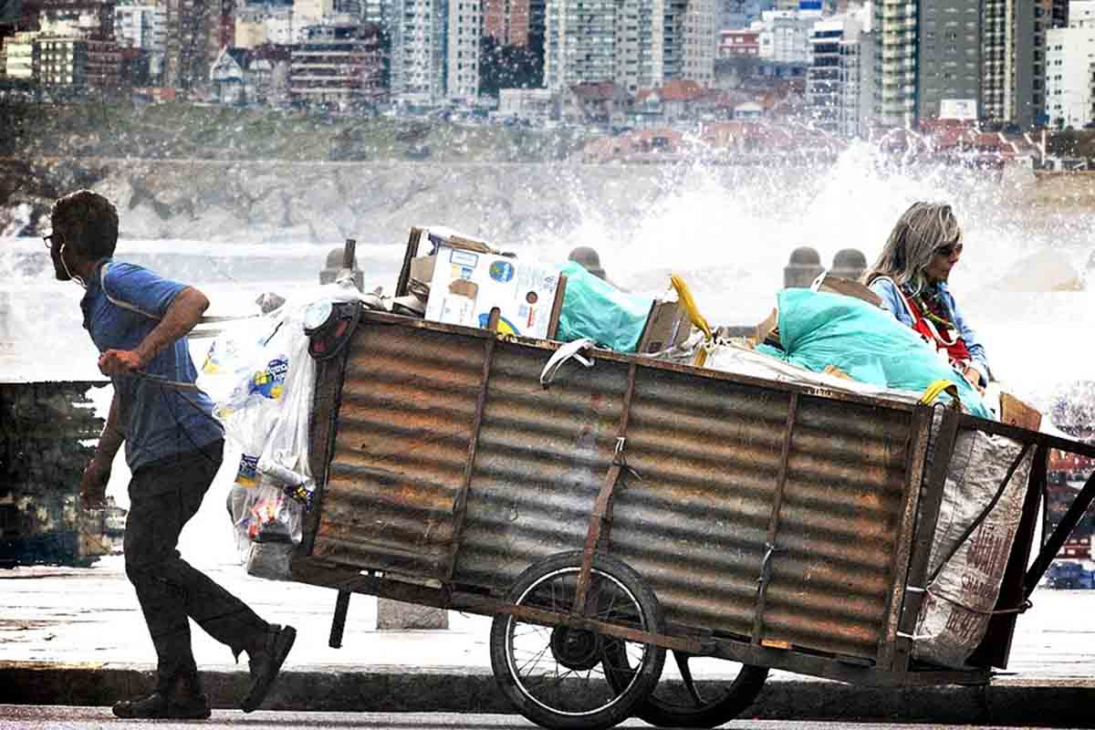 Se estrena “Desutopía”, un documental que aborda la pobreza en Mar del Plata