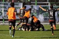 Gran victoria de Círculo Deportivo en Rawson: terminó el partido con nueve jugadores