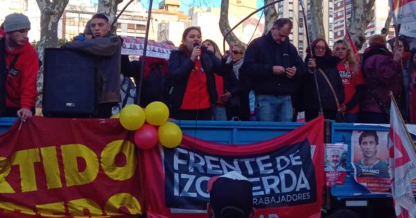 PASO 2023: Alejandro Martínez cerró su campaña con una caravana en camión