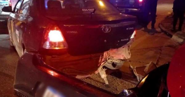Un taxista herido tras un choque en el barrio Nueva Pompeya