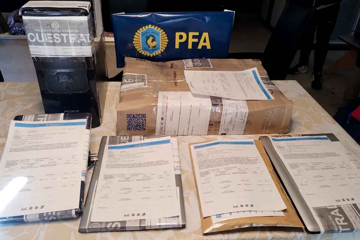 Allanaron distintas empresas de Mar del Plata por una investigación por contrabando