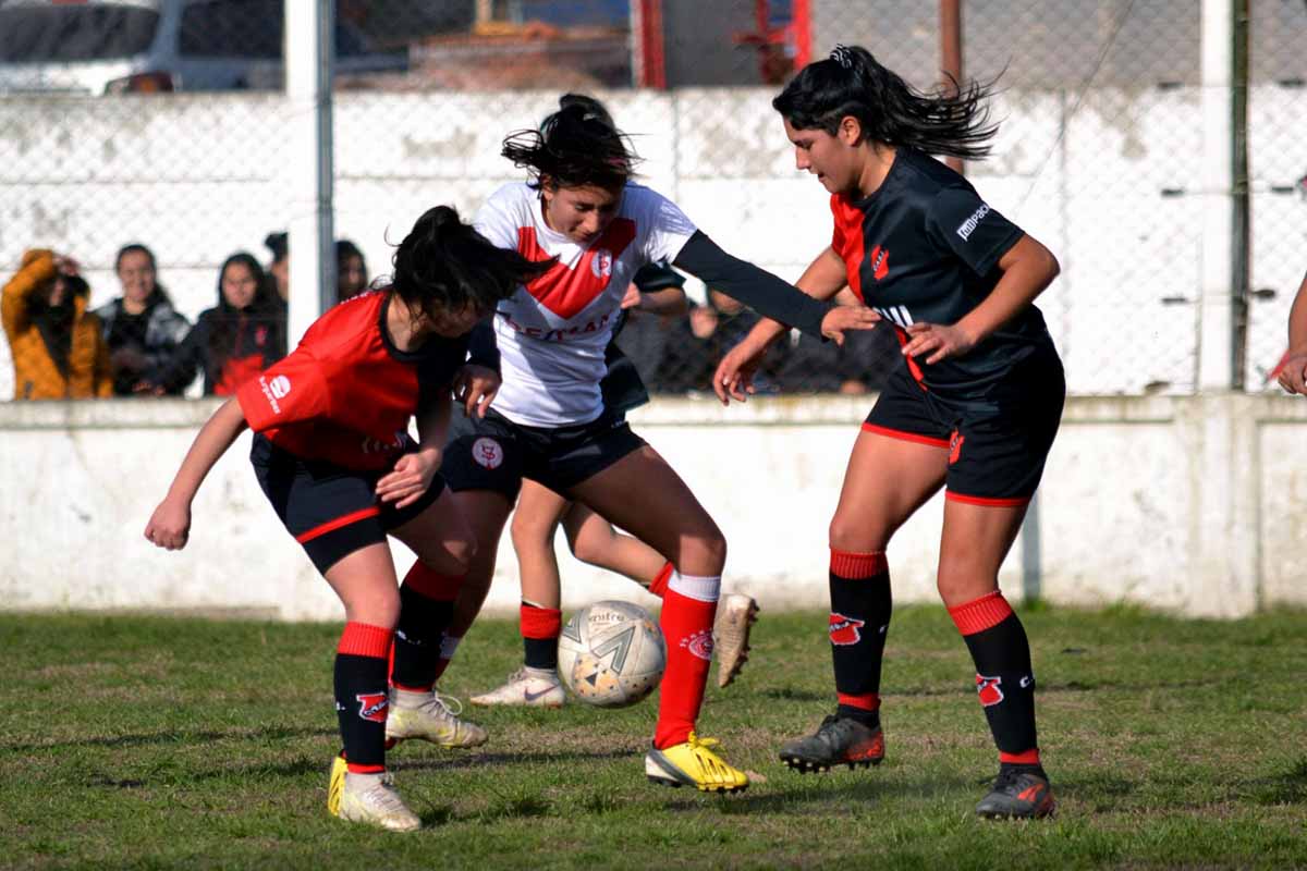 San José y Aldosivi disputaron otra fecha de la etapa provincial de la Copa Federal