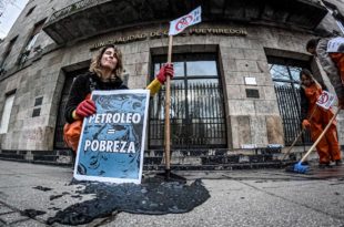 Petroleras: entre el factor extractivista de la Ley Bases y las promesas de empleo