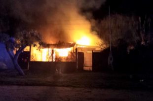 Se incendió una casa en el barrio Alto Camet: un herido