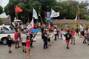 Despido en el balneario CUBA: protesta y denuncia de “persecución gremial”