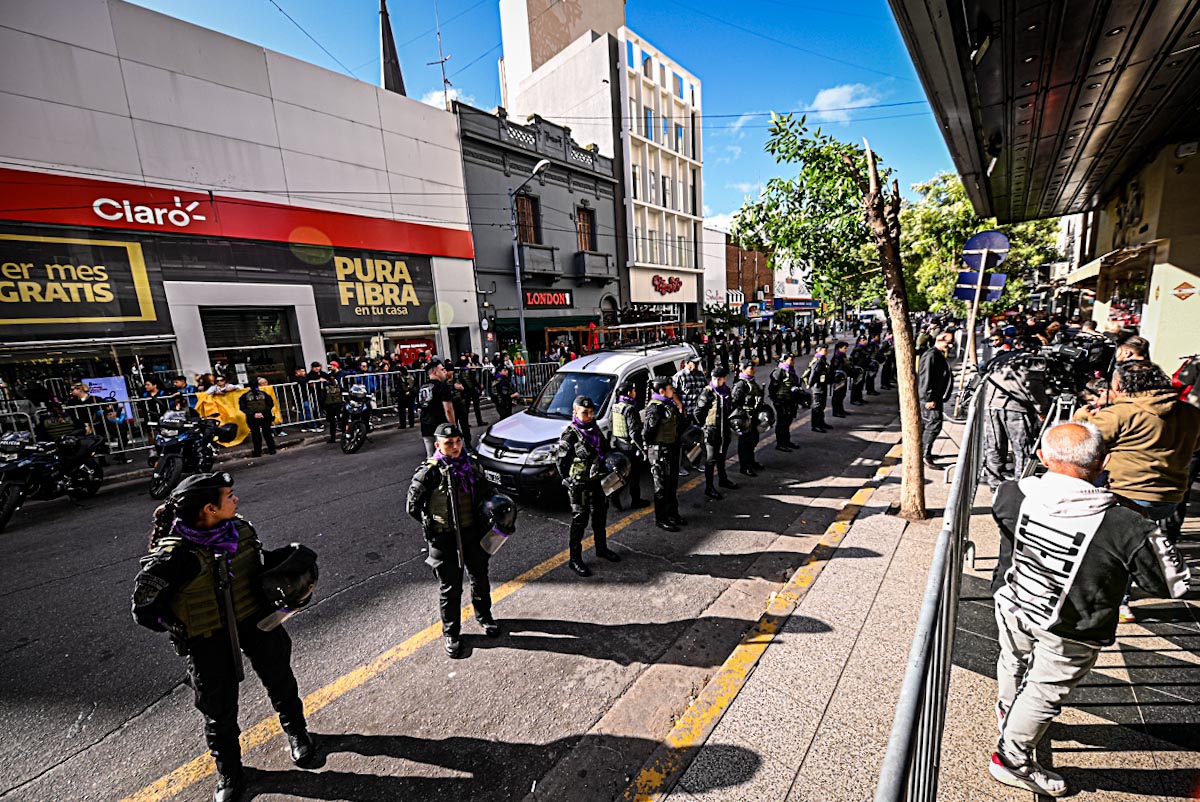 Amplio despliegue policial por la llegada de Milei a Mar del Plata