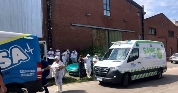 Evacuaron a 50 trabajadores de Ostramar por una fuga de gas amoníaco