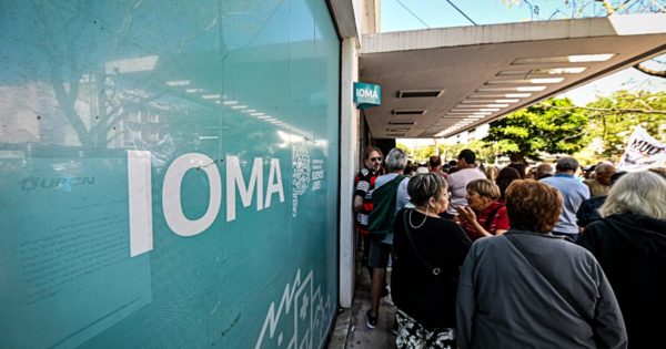 IOMA volvió a anunciar un nuevo convenio, pero sin las clínicas en conflicto