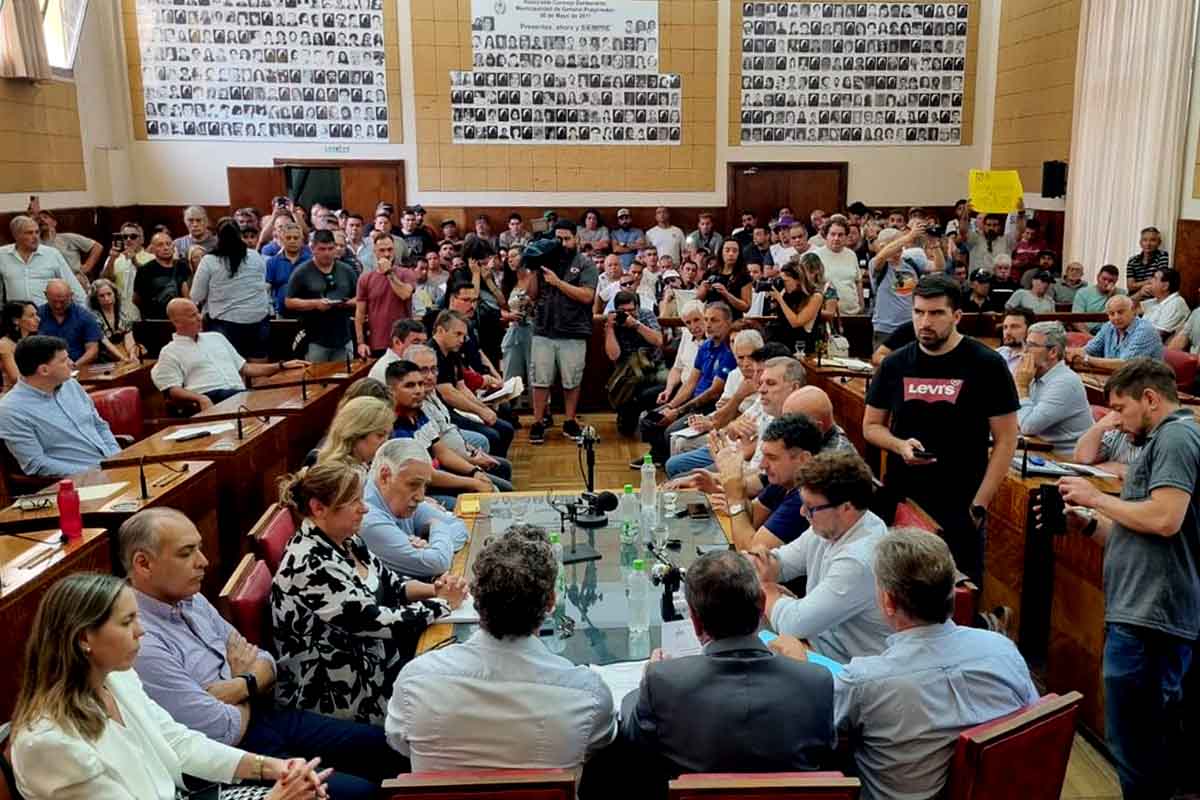 Empresarios, sindicalistas y políticos se unieron contra las reformas pesqueras de Milei