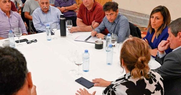 La pesca contra Milei: Kicillof se reunió en Mar del Plata con empresarios