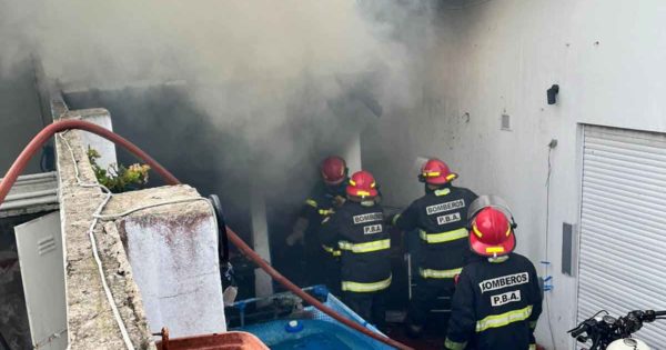 Se incendió un quincho en el barrio San Carlos: no hubo heridos