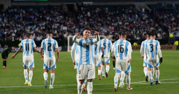 En un monólogo, Argentina cumplió, probó y ganó ante El Salvador