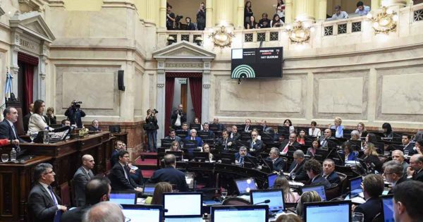 El Senado votó en contra del “decretazo” de Javier Milei