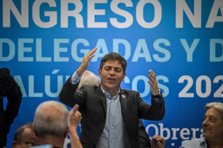 Kicillof contra Milei: “Es la estafa electoral más grande de la historia argentina”