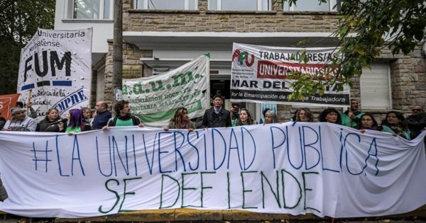 Trabajadores y estudiantes, unidos contra el “ahogo presupuestario” de la UNMdP