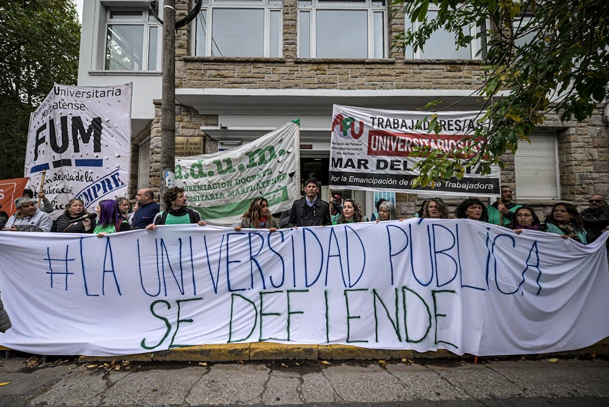 Trabajadores y estudiantes, unidos contra el “ahogo presupuestario” de la UNMdP