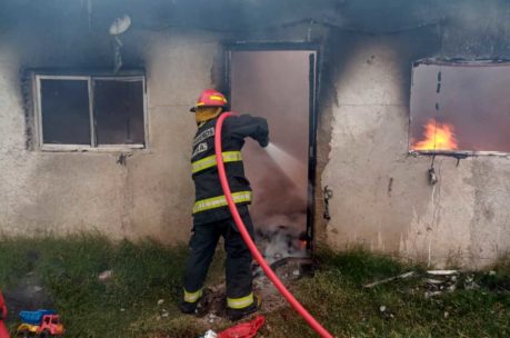 Se incendió una vivienda en Villa Evita: no hubo heridos