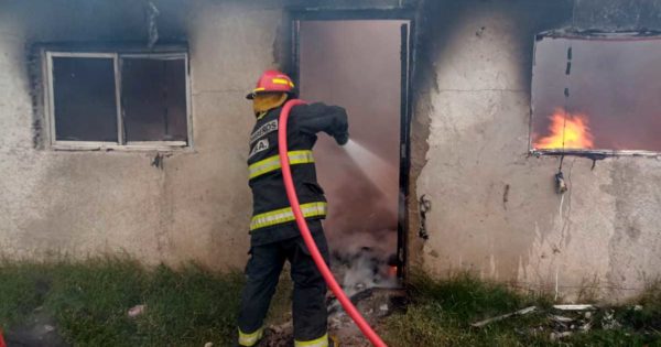 Se incendió una vivienda en Villa Evita: no hubo heridos