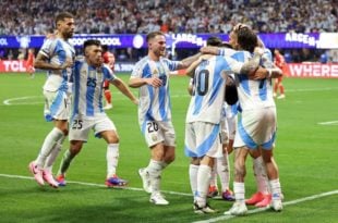 Argentina debutó en la Copa América con una victoria sobre Canadá