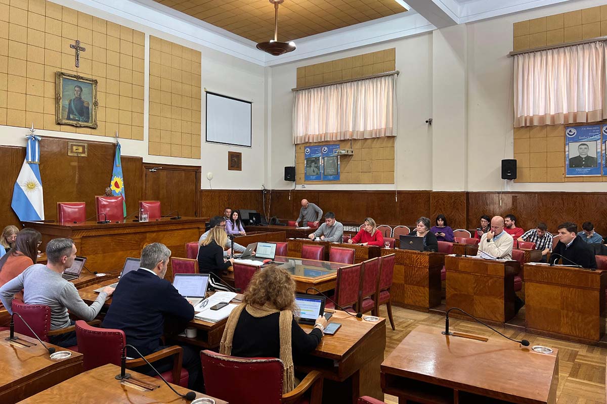 El tratamiento del nuevo convenio municipal, con críticas a la postura de Montenegro